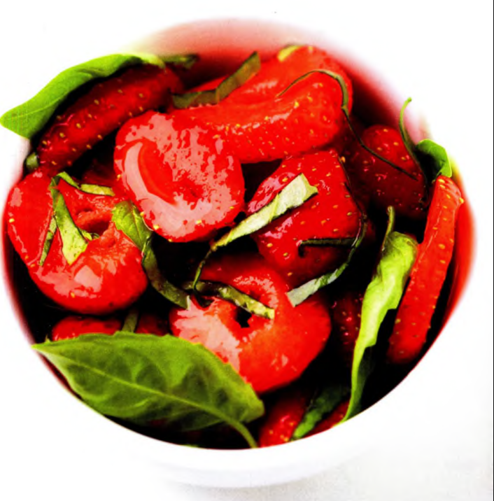 Salade de fraises au basilic